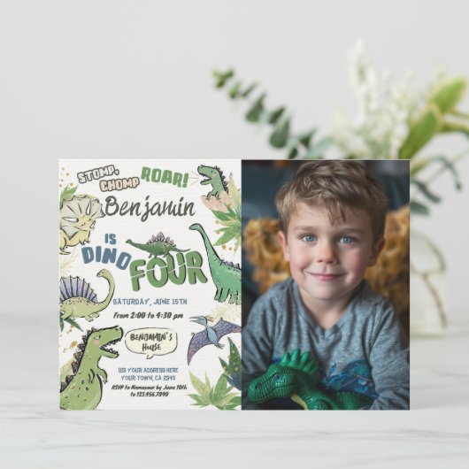 Dinosaurus Themafeest 4e verjaardag, Dino Vier Kaart (Staand voorkant)