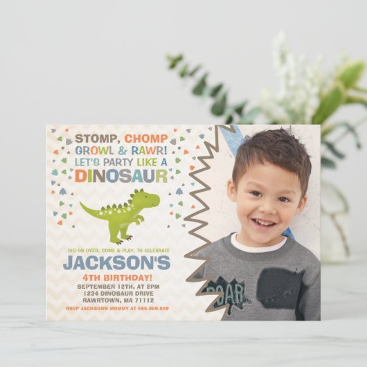 Dinosaurus Verjaardag Uitnodiging Dinosaurus Graaf (Staand voorkant)