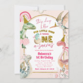 Dinosaurusmeisje wordt een a-saurus 1e verjaardag kaart (Voorkant)