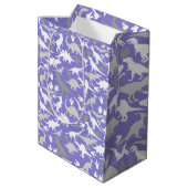 Dinosauruspatroon 01A LPurple BG Medium Cadeauzakje (Achterkant Gekanteld)