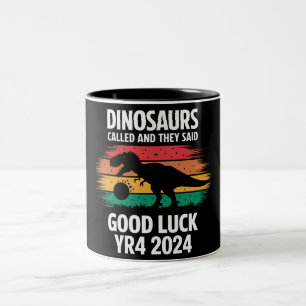 Dinosaurussen genaamd Funny Asteroid 2024 YR4 Tweekleurige Koffiemok