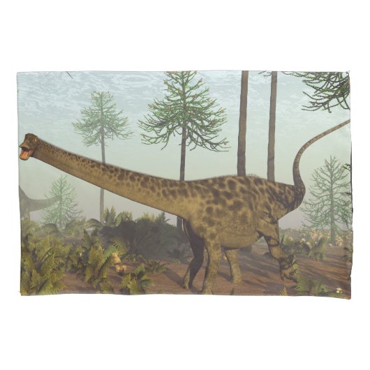 Diplodocus dinosaurussen bij araucaria bomen - 3D  Kussensloop (Voorkant)