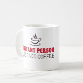 Directe persoon gewoon koffie toevoegen koffiemok (Voorkant links)