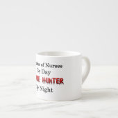 Directeur verpleegkundigen/Zombie Hunter Espresso Kop (Voorkant rechts)