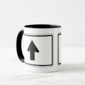 Directionele Pijl omhoog, het Teken van het Verkee Mok (Voorkant links)