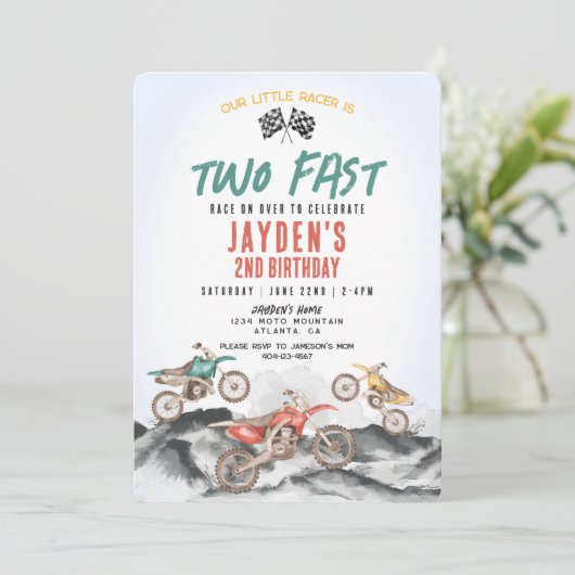 Dirt Bike Tweede Verjaardagsfeestuitnodiging voor  Kaart (Staand voorkant)