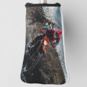 Dirte fietserrider gooit kussen golfheadcover (Draai 90)