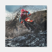 Dirte fietserrider gooit kussen magneet (Voorkant)