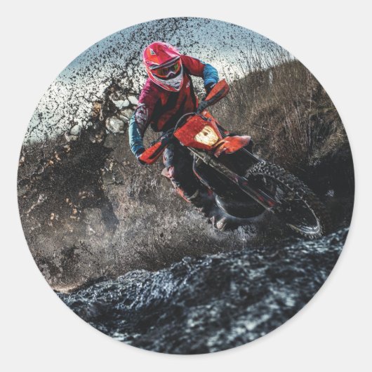 Dirte fietserrider gooit kussen ronde sticker (Voorkant)