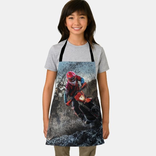 Dirte fietserrider gooit kussen schort (Insitu)