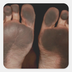 DIRTY FEET VIERKANTE STICKER
