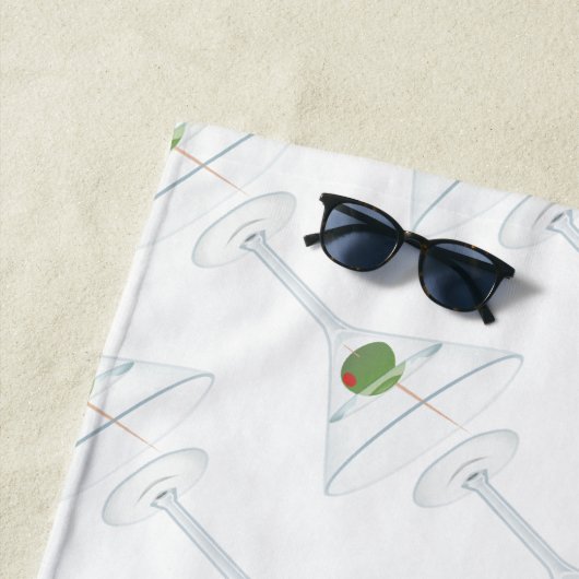 Dirty Olive Martini Thunder_Cove Strandlaken (In situ)