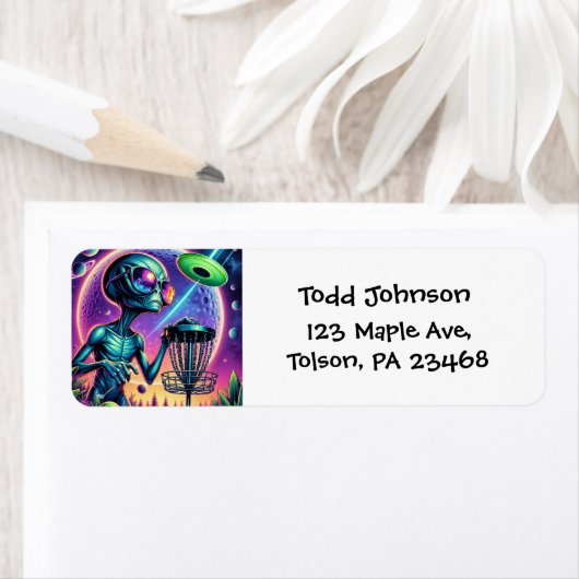 Disc Golfing Alien Etiket (Insitu)