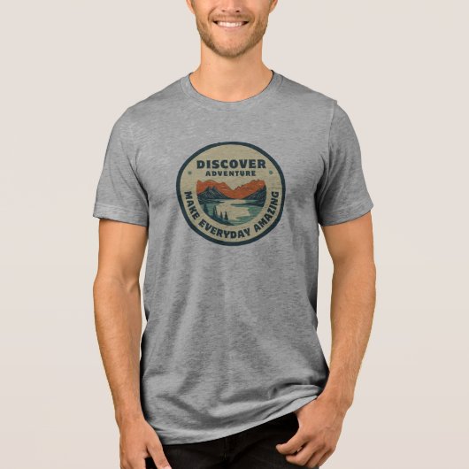 Discover Adventure logo on t-shirt (Voorkant)