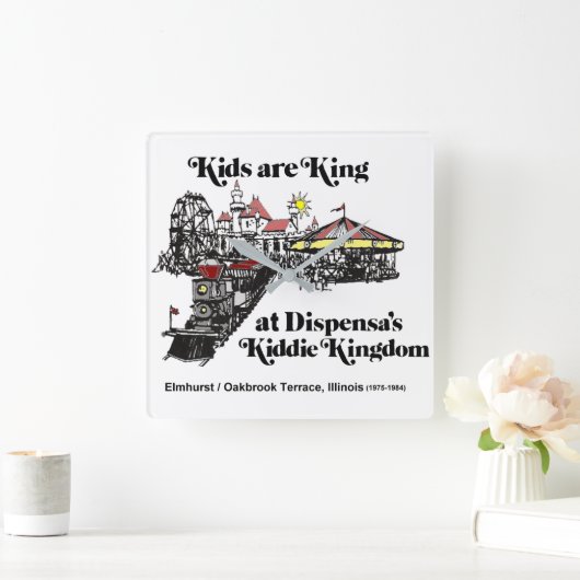 Dispensa's Kiddie Kingdom Pretpark, Oakbrook Vierkante Klok (Huis)