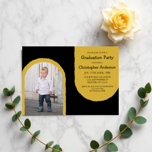 Distressed Arches Graduation Party Kaart