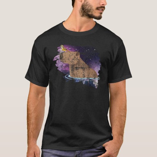Distressed Capybara And Bird Nature Animal Rodent T-shirt (Voorkant)