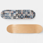 Distressed Denim Patchwork Skulls Floral Persoonlijk Skateboard (Horizontaal)