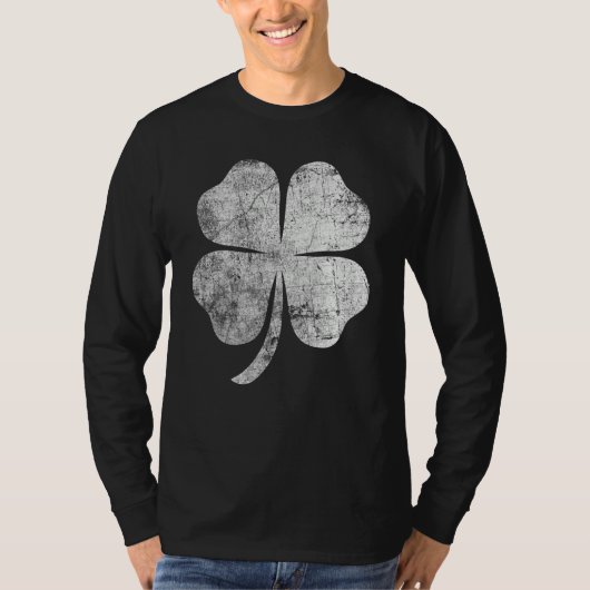 Distressed Four Leaf Clover St Patrick's Day T-shirt (Voorkant)