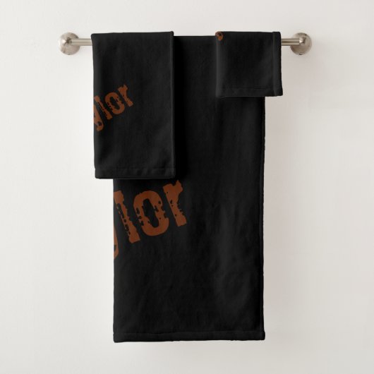 Distressed Name Bath Towels (Black & Rust) Bad Handdoek (Insitu)