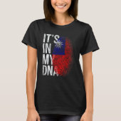 Distressed Taiwanese Flag It's In My DNA Fingerpri T-shirt (Voorkant)