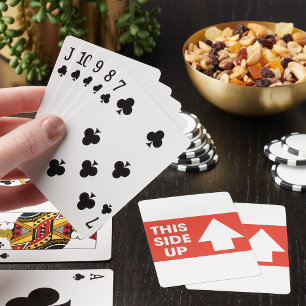 Dit bord aan de zijkant pokerkaarten
