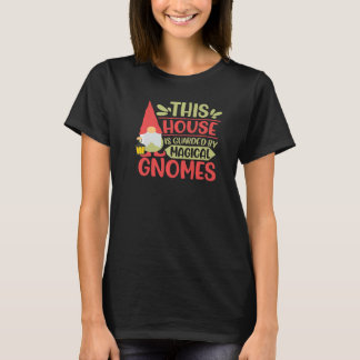 Dit huis wordt bewaakt door magische kabouters Xma T-shirt