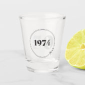 Dit is 50 1974 Shot Glass.Birthday of Jubileum Shot Glas (Voorkant)