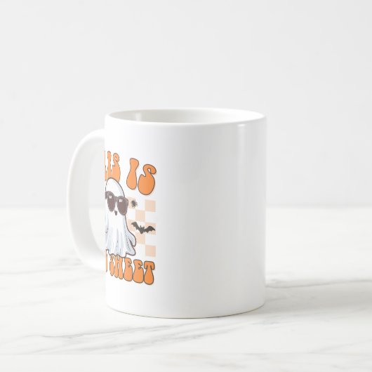 Dit is Boo Sheet Ghost Groovy Halloween Costume M Koffiemok (Voorkant links)