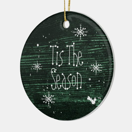 Dit is de kerstkerstsieraad. keramisch ornament (Links)