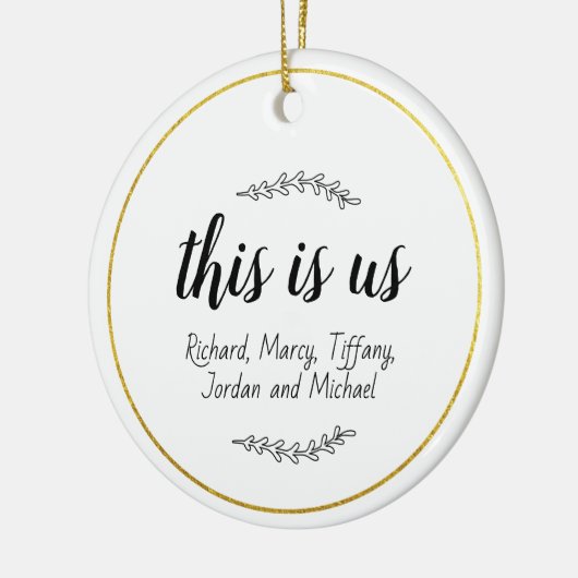 Dit is de zwarte kersttrim van de Amerikaanse fami Keramisch Ornament (Links)