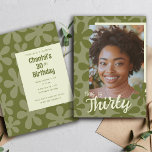 Dit is Dertig Retro Groovy Flower Foto Verjaardag Kaart<br><div class="desc">Dit groovy bloemenkrachtontwerp is gemaakt met behulp van mijn hand gesneden stempel afbeeldingen die ik veranderde in een leuk bloemenpatroon in toon op toontinten van avocado en salie groen voor een echt retro vibe! Personaliseer met je eigen foto! Originele kunst van Malissa Melrose.</div>