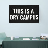 Dit is een Dry Campus Flag Banner College Dorm   (Beurs)