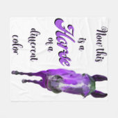 Dit is een paard van een ander kleurenPaars Fleece Deken (Voorkant (Horizontaal))