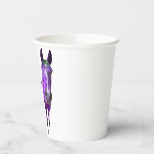 Dit is een paard van een ander kleurenPaars Papieren Bekers (Links)