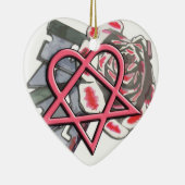 Dit is een Razor Blade Romance Ornament (Rechts)