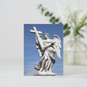 Dit is een van de engel beelden van de beroemde briefkaart (Staand voorkant)