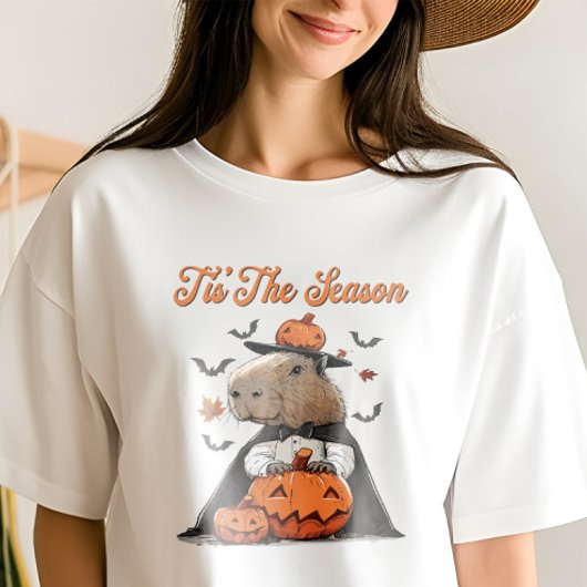 Dit is het seizoen Capybara Halloween Funny Tri-Blend Shirt