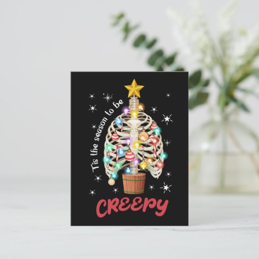 Dit is het seizoen om griezelig skelet Ugly Xmas Briefkaart (Staand voorkant)