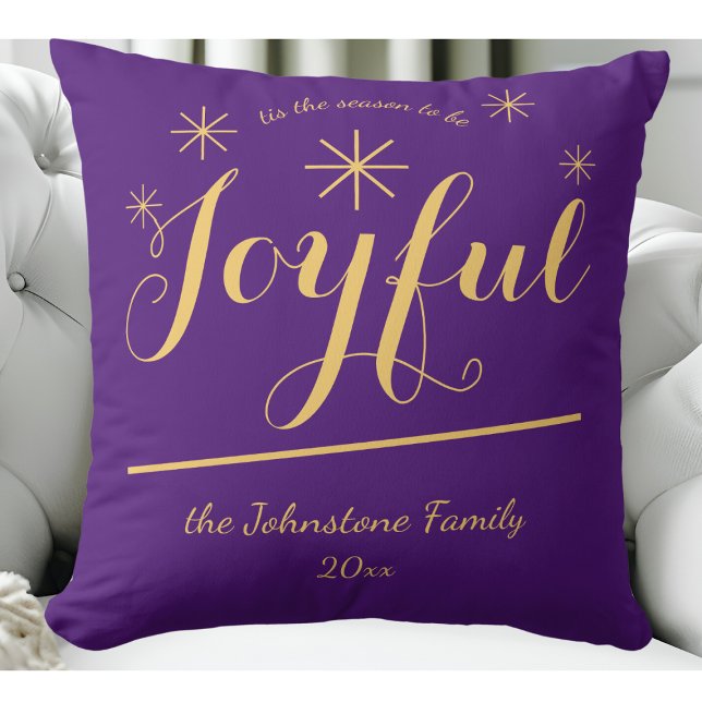 "Dit is het seizoen om vrolijk te zijn" Elegant Ho Kussen (Help induce a festive mood with this Joyful purple and gold throw pillow.)