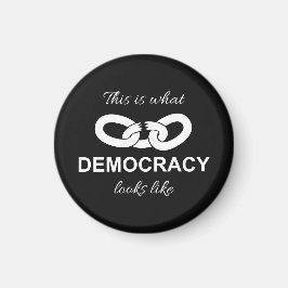 Dit is hoe democratie eruit ziet magneet