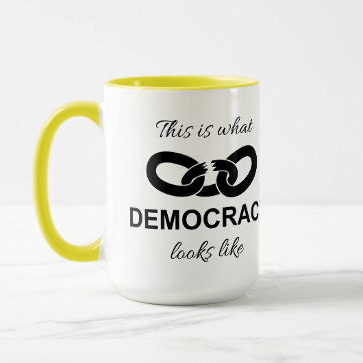 Dit is hoe democratie eruitziet mok (Links)