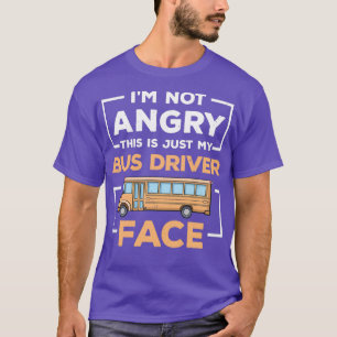 Dit is mijn busbestuurster, met grappige gele scho t-shirt