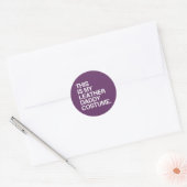 DIT IS MIJN LEREN DADDY-KOSTUUM RONDE STICKER (Envelop)