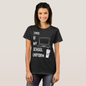 Dit is mijn school uniform leren op afstand t-shirt (Voorkant volledig)