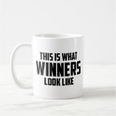 Dit is wat WINNERS op de Mok van de Koffie kijken (Links)