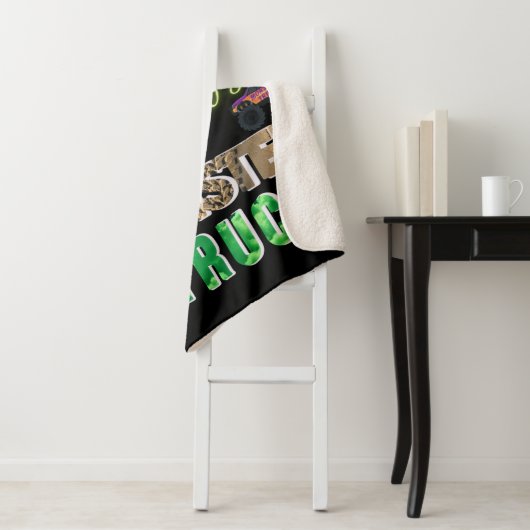 Dit Kind scoort echt Monster Trucks Sherpa Deken (In situ)