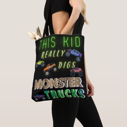 Dit Kind scoort echt Monster Trucks Tote Bag (Dichtbij)