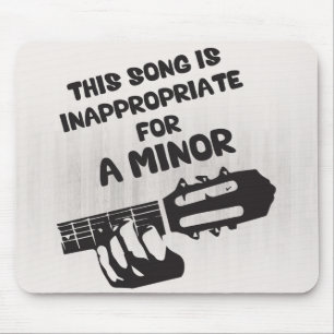 Dit liedje is ongepast voor een minderjarige muismat