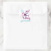 Dit meisje houdt van gymnastiekkraan vierkante sticker (Tas)